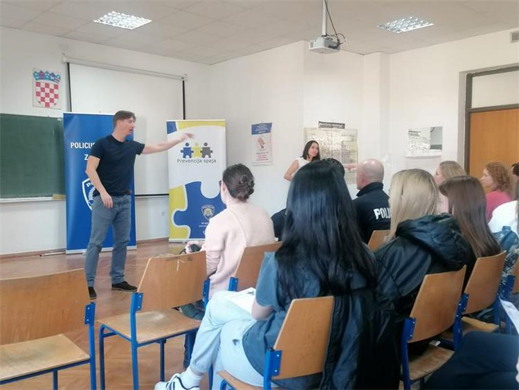 Slika /2022/PREVENCIJA/PREV Reci drogi ne nasl.jpg